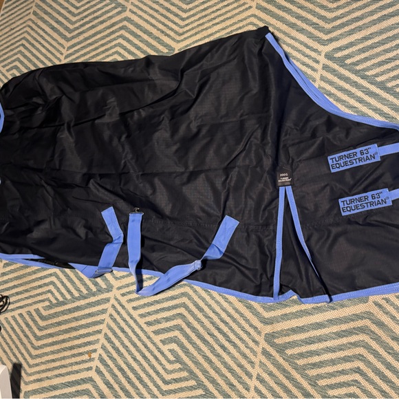 600d Navy Medium Weight Waterproof Horse Turnout Rug 200g Fill - 63" - Picture 6 of 12